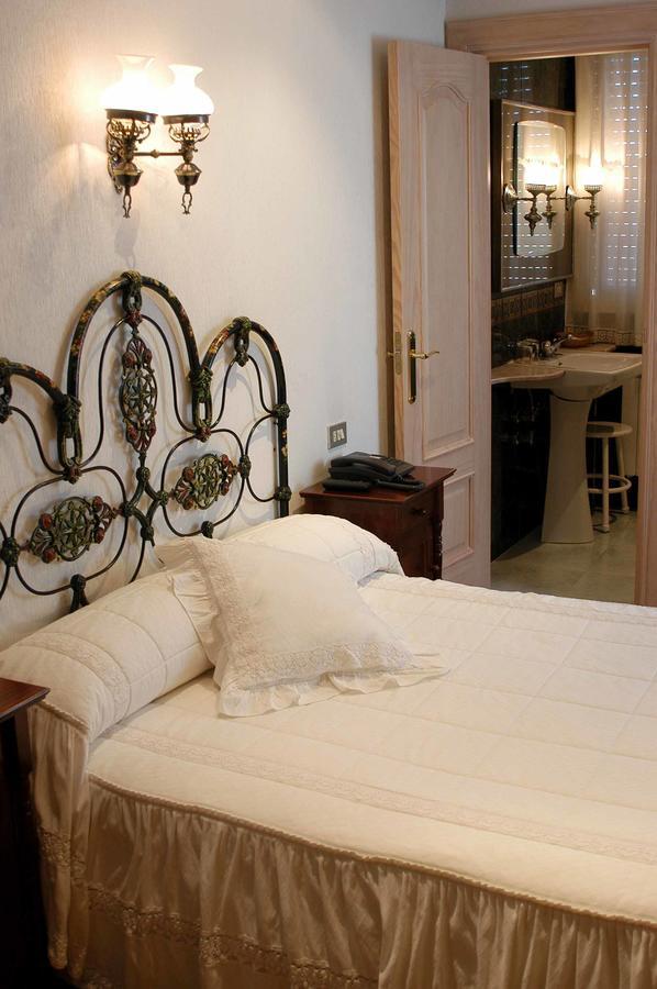Hotel Julia Aranda de Duero Room photo