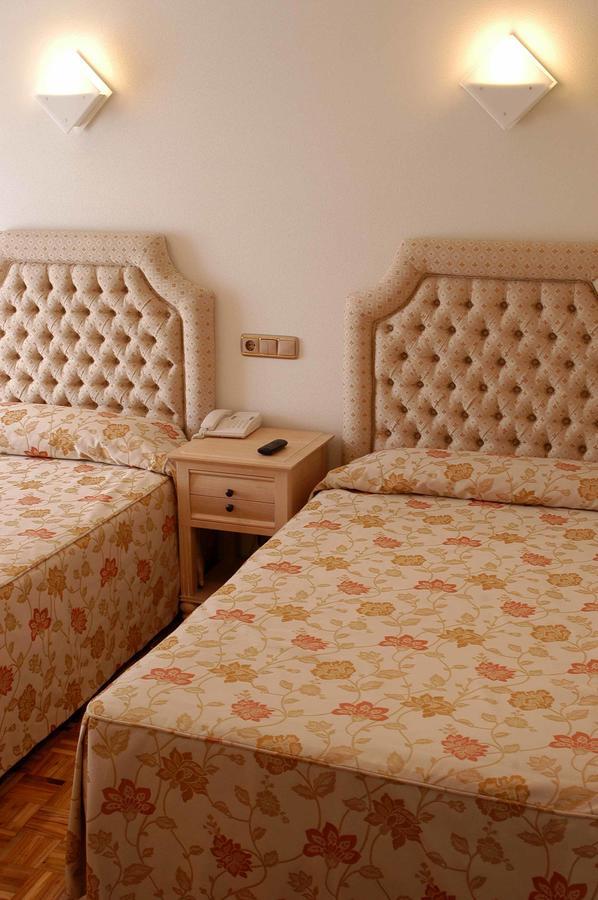 Hotel Julia Aranda de Duero Room photo